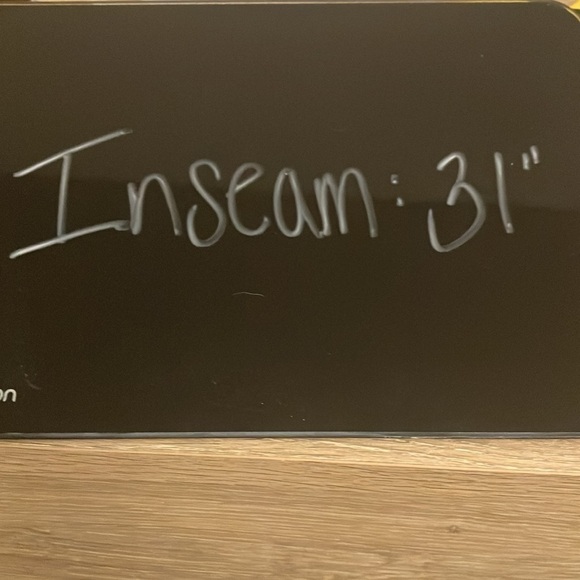 Abercrombie & Fitch: Women’s Mid Rise Wide Leg Jeans- Dark Blue- size 34 (18L) - Picture 11 of 11